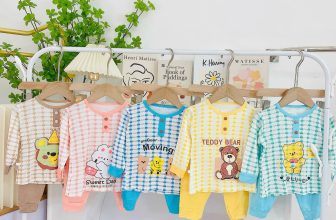 [🆕🇻🇳] Titvamit.vn – Chuyên đồ cho mẹ và bé sơ sinh giá gốc 🧑‍🧒❤️️👶⭐️  bộ dài thun lạnh cổ trụ áo kẻ quần màu
Mẫu bộ xinh qua xinh mom ơi
Chất thun lạnh mềm mại co dãn 4 chiều ạ
45k/1 bộ
Set 3 bộ 129k thôi ak
Sz2: 6-8kg
Sz3:8 , shares-0✔️ , likes-3❤️️ , date-2024-06-23 15:09:20🇻🇳🇻🇳🇻🇳📰🆕