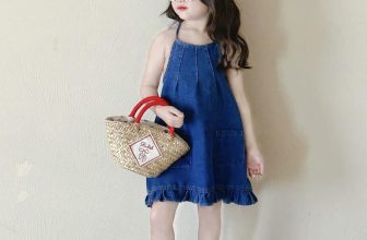 [🆕🇻🇳] MiRi Kids – Nhận bỏ sĩ với giá ưu đãi nhất, ship hàng toàn quốc 🧑‍🧒❤️️👶⭐️ Vào mùa du lịch váy này siêu hot luôn ạ
Váy dây jean này xinh quá là xinh – Jean cotton giặt mềm – mặc mát – nhẹ
Size 12-45kg
Sẵn tại shop ạ
, shares-0✔️ , likes-8❤️️ , date-2024-06-23 06:14:47🇻🇳🇻🇳🇻🇳📰🆕