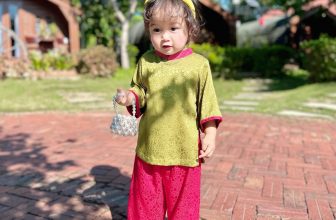 [🆕🇻🇳]  Bơ Hí – Thương hiệu thời trang thiết kế cao cấp dành cho mẹ và bé đẹp 🧑‍🧒❤️️👶⭐️  𝐁𝐚̀ 𝐛𝐚 𝐧𝐡𝐚̀ 𝐁𝐨̛ 𝐧𝐡𝐢𝐞̂̀𝐮 𝐦𝐚̀𝐮 𝐱𝐢𝐧𝐡 𝐚̣
Mẹ nhắn Bơ tư vấn size và mix màu theo ý mình luôn ạ
Bơ có ship Cod và kiểm hàng trước khi nhận ạ
Bé #250k/bộ.   , shares-0✔️ , likes-5❤️️ , date-2024-06-25 03:48:26🇻🇳🇻🇳🇻🇳📰🆕