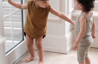 [🆕🇻🇳] THE OFFICIAL MACRO & MICRO BABIES CLOTHES 😎❤️️⭐️ Playwear Set in Golden Olive  Size 3-6m tới 2-3y ạ!  Hàng có sẵn nha bé ơi.  Happy Shopping!
, shares-4✔️ , likes-13❤️️ , date-2024-06-30 15:53:22🇻🇳🇻🇳🇻🇳📰🆕