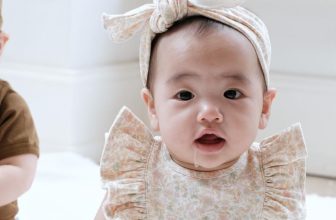 [🆕🇻🇳] THE OFFICIAL MACRO & MICRO BABIES CLOTHES 😎❤️️⭐️ 𝐌𝐞̣ 𝐛𝐢̉𝐦 đ𝐚̃ 𝐛𝐢𝐞̂́𝐭 𝐠𝐢̀ 𝐜𝐡𝐮̛𝐚 𝐚̣???  Nắng đã có mũ
Mưa đã có ô
Dãi  đã có yếm nhà Cá Ngựa lo
, shares-1✔️ , likes-40❤️️ , date-2024-06-26 19:34:51🇻🇳🇻🇳🇻🇳📰🆕