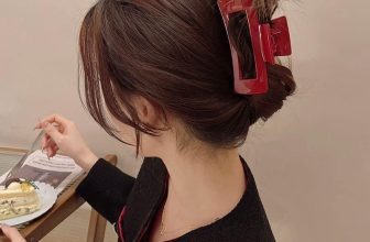 [🆕🇻🇳]  Voi Béo Store – Quần áo trẻ em xuất khẩu, xuất dư, hàng thiết kế cho bé 🧑‍🧒❤️️👶⭐️ Năm nay trend đỏ nha. Cặp tóc đỏ đẹp dã man luôn .
Còn loại size to, đẹp chắc chắn .
Nga gom : #59k/3 chiếc , bán zui thuii nà .
Hàng xịn đẹppppp nha , shares-0✔️ , likes-0❤️️ , date-2024-06-25 09:36:02🇻🇳🇻🇳🇻🇳📰🆕