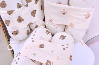[🆕🇻🇳]  Vy Vy’s House – Chuyên đồ cho Mẹ và Bé 🧑‍🧒❤️️👶⭐️  Giảm 2% – 5% cho Bill từ 500K   COMBO GỐI ĐẦU + GỐI CHẶN #MOCHEE cực xinh   Quẹo lựa ngay cả nhà ơiiiii   Mùa này nóng lắm, mẹ dùng em này là phù hợp nghe , shares-0✔️ , likes-1❤️️ , date-2024-06-25 13:10:05🇻🇳🇻🇳🇻🇳📰🆕