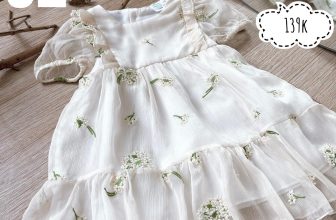 [🆕🇻🇳]  Bí Ngô baby shop – Chuyên quần áo bé gái 8-30kg (1- 9 tuổi) 😎❤️️⭐️ VÁY CÔNG CHÚA TƠ THÊU HOA
—————
Kiểu dáng váy babydoll công chúa phối bèo mặc lên rất xinh nha các mẹ. Váy thêu hoa kiểu vintage nhẹ nhàng, thanh lịch. M , shares-0✔️ , likes-0❤️️ , date-2024-07-01 13:33:05🇻🇳🇻🇳🇻🇳📰🆕