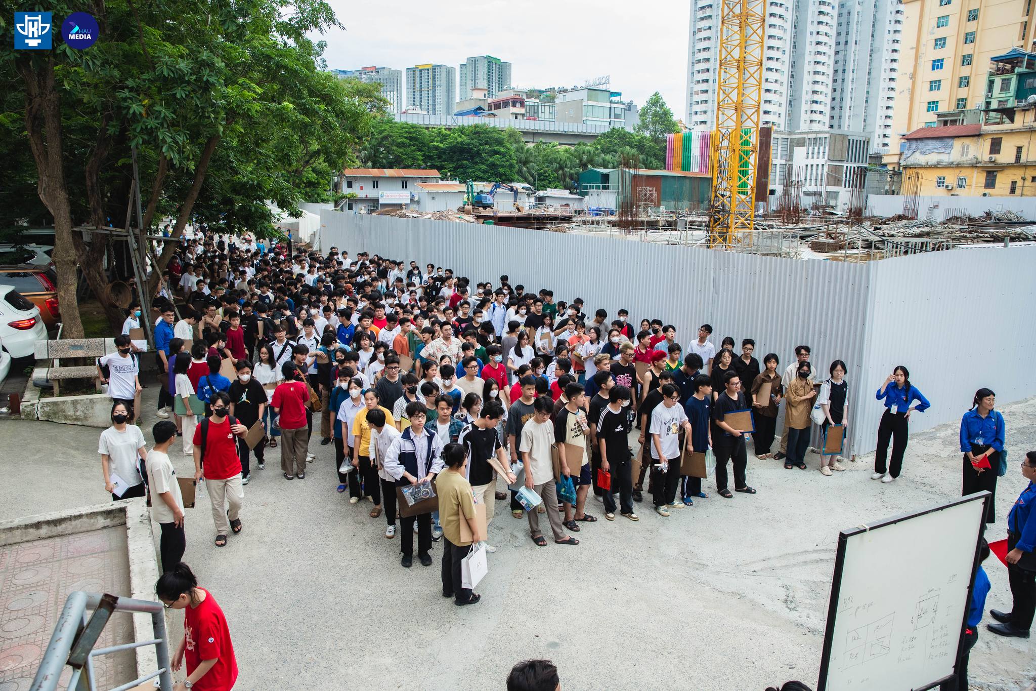 [🆕🇻🇳] Miss Ngân Panda English Class 📚 Top1Learn 📕  [CHÍNH THỨC] Đáp án đề thi môn Tiếng Anh THPT 2024!
– 2K6 check lại điểm và báo tin vui cho cô nhé các em
, shares-2✔️ , likes-36❤️️ , date-2024-07-01 22:57:00🇻🇳🇻🇳🇻🇳📰🆕