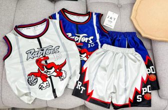 [🆕🇻🇳] Cẩm Vân Nguyễn – Thời trang cho bé yêu 🧑‍🧒❤️️👶⭐️ Bộ ba lỗ bóng rổ in khủng long siêu xinh luôn ạ,chất poly thể thao tráng bạc mềm mát
Sz:10-35kg
, shares-0✔️ , likes-18❤️️ , date-2024-07-02 16:19:19🇻🇳🇻🇳🇻🇳📰🆕