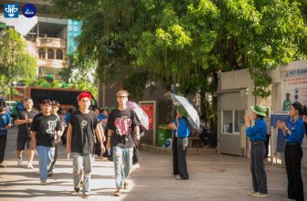 [🆕🇻🇳] Trường Đại học Kiến trúc Hà Nội-HAU ♥️️ Top1Index 📚  Sáng nay (1/7), gần 1.400 thí sinh V00, V01, V02 đã đến Trường hoàn thành thủ tục dự thi, sẵn sàng “tranh vé” vào các ngành học hấp dẫn: Kiến trúc; Chương  , shares-48✔️ , likes-12K❤️️ , date-2024-06-30 17:05:50🇻🇳🇻🇳🇻🇳📰🆕