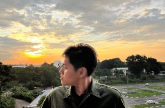 [☕️🇻🇳] Phiêu Acoustic Cafe 🥤 Top1Coffee ☕️ Những cơn mưa còn đang dang dở
Muốn được che chở thì liền ghé Phiêu#ACOUSTICNIGHTĐội hình tối nay :
Vocal  : Minh Hiếu
Voc , shares-0✔️ , likes-4❤️️ , date-2024-07-03 16:48:08🇻🇳🇻🇳🇻🇳📰🆕