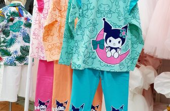 [🆕🇻🇳] Beekids – Quần Áo Trẻ Em & Phụ Kiện – Thời trang trẻ em BEE chuyên về quần áo trẻ em cao cấp cho bé từ 1-14 tuổi 🧑‍🧒❤️️👶⭐️ Chụp vội vài mẫu dài tay cho bé mặc ngày mưa lạnh nè Mẹ. Ưng ghê luôn từ kiểu dáng đến chất vải vô cùng mịn mát, và đặc biệt họa tiết Kuromi hottrend luôn  , shares-0✔️ , likes-3❤️️ , date-2024-07-02 01:10:39🇻🇳🇻🇳🇻🇳📰🆕