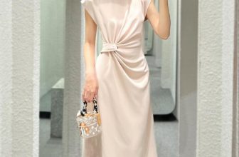 [🆕🇻🇳] Everluxe – Không ngừng sáng tạo ra những điều bất ngờ trong từng sản phẩm đơn giản nhất! 👕 Top1Fashion 👗  NOW IN STORE / Shades Of Pink10% OFF for bills > 1,000,000 VND
15% OFF for bills > 2,000,000 VND
20% OFF for bills > 3,000,000 VND MORE AT:
HC , shares-6✔️ , likes-169❤️️ , date-2024-07-02 17:00:21🇻🇳🇻🇳🇻🇳📰🆕