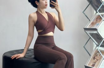 [🆕🇻🇳] Mỹ Dung Yoga – CHUYÊN SỶ, LẺ DỤNG CỤ, SÁCH YOGA  🧘 Top1Yoga 🤸🏻‍♀️ Set này không mua thì mua set nào nữa ạ
Tông nâu xinh xỉu
Set loe tôn dáng đỉnh luôn
, shares-0✔️ , likes-7❤️️ , date-2024-07-05 15:32:53🇻🇳🇻🇳🇻🇳📰🆕
