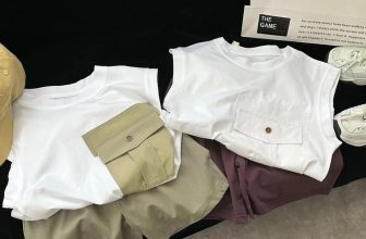 [🆕🇻🇳] KID Clothing – Quần Áo Bé Thóc – CHUYÊN HÀNG QUẢNG CHÂU 🧑‍🧒❤️️👶⭐️ Mấy ẻm set ba lỗ này kiểu độc mà chất lừ luôn ấy  giá cực hời chỉ -50K/set
Size to 18-38kg luôn
Chất cotton mỏng mát thấm hút mồ hôi
Cứ auto mix jean  , shares-0✔️ , likes-3❤️️ , date-2024-07-04 07:56:16🇻🇳🇻🇳🇻🇳📰🆕