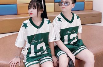 [🆕🇻🇳] Happybaby quần áo trẻ em độc, lạ – 𝐂𝐇𝐔𝐘𝐄̂𝐍 𝐐𝐀𝐓𝐄 𝐐𝐔𝐀̉𝐍𝐆 𝐂𝐇𝐀̂𝐔 𝐂𝐀𝐎 𝐂𝐀̂́𝐏 🧑‍🧒❤️️👶⭐️ MÊ HONG CÁC MOM ƠI, CHỨ EM LÀM EM MÊ LẮM RỒI ĐÓ Ạ  .      Size 15_80kg  Chất thun thể thao, phối màu siêu đẹp. Chất cực mướt, mềm mát, nghe bảo đang hot lắ , shares-0✔️ , likes-16❤️️ , date-2024-07-06 22:58:15🇻🇳🇻🇳🇻🇳📰🆕