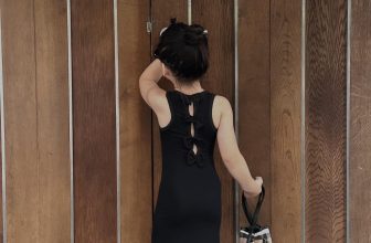 [🆕🇻🇳]   Cầu Vồng – Thế Giới Của Mẹ – Chuyên quần áo baby Quảng Châu, VNXK, hàng Thương hiệu 🧑‍🧒❤️️👶⭐️ Làm chút bodyy các mẹ ơiiii .. form dáng dài đẹp lắm nè , mât rượi lunnnn ạ …  điểm nhấn đằng sau là những chiếc nơ xinkkk nhoaaa
, shares-0✔️ , likes-6❤️️ , date-2024-07-08 04:57:20🇻🇳🇻🇳🇻🇳📰🆕