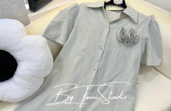 [🆕🇻🇳] Tuni.Studio – Đầm Suông Tuni Boutique 👕 Top1Fashion 👗  Mặc trẻ ra vài tuổi luôn ạ  xinh quassss
Chất mát ,dáng xinh mặc cái là xuống phố ok luôn
————————
𝒃𝒚 𝑻𝒖𝒏𝒊.𝑺𝒕𝒖𝒅𝒊𝒐                          , shares-1✔️ , likes-27❤️️ , date-2024-07-05 05:36:58🇻🇳🇻🇳🇻🇳📰🆕