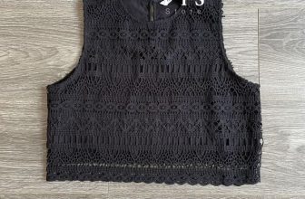 [🆕🇻🇳] ViS Store 👕 Top1Fashion 👗  D4 R4 LACE CROPTOP
Áo form croptop trẻ trung. Chất ren cotton hoạ tiết đẹp, tỉa chân ren tỉ mỉ. Bên trong lót vải cotton mịn mát
☞SP00084806
FREESHIP ĐƠ , shares-0✔️ , likes-0❤️️ , date-2024-07-06 14:48:18🇻🇳🇻🇳🇻🇳📰🆕