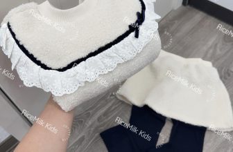 [🆕🇻🇳] RiceMilk Kids – thời trang trẻ em xuất khẩu 😎❤️️⭐️ Link shopee:
Lẻ áo và quần váy #OwleyBarn xuất Hàn dư xịn. Chất liệu lông cừu giữ ấm tốt, đáp ren và nhung tie mỉ. Màu nude siêu ưng a.
100 110 120 130 1 , shares-0✔️ , likes-11❤️️ , date-2024-07-08 02:48:51🇻🇳🇻🇳🇻🇳📰🆕