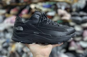 [🆕🇻🇳] Moon Moon Shop Giày VNXK – Bốt Big Size Giày Xuất Xịn – Giày Lạ VNXK 👕 Top1Fashion 👗  Thương hiệu nổi tiếng chuyên về hàng thể thao, hàng xuất rất khó ra hàng  nên khá hiếm
Dòng này nhẹ, bám đường siêu tốt, dùng đi phượt xuất sắc luôn ạ
Êm , shares-0✔️ , likes-9❤️️ , date-2024-07-08 02:12:49🇻🇳🇻🇳🇻🇳📰🆕