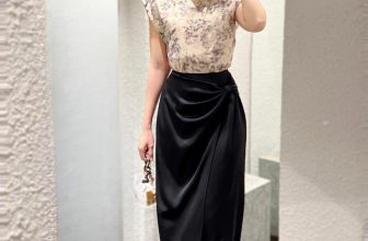 [🆕🇻🇳] Everluxe – Không ngừng sáng tạo ra những điều bất ngờ trong từng sản phẩm đơn giản nhất! 👕 Top1Fashion 👗  NOW IN STORE / BLACK10% OFF for bills > 1,000,000 VND
15% OFF for bills > 2,000,000 VND
20% OFF for bills > 3,000,000 VND MORE AT:
HCM: 54 CMT , shares-4✔️ , likes-21❤️️ , date-2024-07-08 17:00:26🇻🇳🇻🇳🇻🇳📰🆕