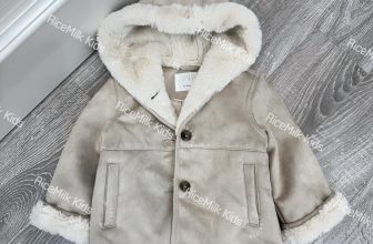 [🆕🇻🇳] RiceMilk Kids – thời trang trẻ em xuất khẩu 😎❤️️⭐️ Link shopee:
Áo da lộn #Zar@ dư xịn cho bé. Da lộn mềm lót lông thỏ ấm áp. Màu nude rất xinh trai gái đều mặc được.
12-18m 18-24m 2-3y 3-4y 4-5y
Link gro , shares-0✔️ , likes-2❤️️ , date-2024-07-06 20:22:20🇻🇳🇻🇳🇻🇳📰🆕