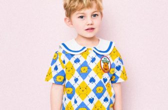 [🆕🇻🇳] Todo Kids – Qate xuất Hàn Cửa hàng quần áo sơ sinh & trẻ em 🧑‍🧒❤️️👶⭐️
Áo cotton cổ thuỷ thủ Hej
Chất liệu 100% cotton
Màu này mặc đi chơi chụp ảnh hợp ạ. Mix với quần nào cũng được hết
Size: 100 110 (form theo chiều cao) , shares-0✔️ , likes-0❤️️ , date-2024-07-07 20:14:22🇻🇳🇻🇳🇻🇳📰🆕