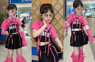 [🆕🇻🇳] Váy Tutu – Chuyên thời trang trẻ em 🧑‍🧒❤️️👶⭐️  Set BLACK PINK cực chất có thể biến tấu nhiều kiểu luôn ạ
Đi nhảy hay đi chơi hoặc đơn giản dạo phố đều okla nha mom
Giá  #185k/ sét thôi
Bảng size
S , shares-0✔️ , likes-3❤️️ , date-2024-07-10 01:22:35🇻🇳🇻🇳🇻🇳📰🆕