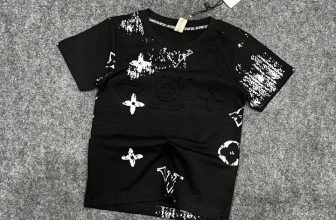 [🆕🇻🇳] Quần Áo Trẻ Em Thegioiconyeu – ✨ CHUYÊN QUẦN ÁO BÉ TRAI – NÓN – PHỤ KIỆN 🧑‍🧒❤️️👶⭐️  ÁO THUN CAO CẤP THIẾT KẾ MIX HIỆU
Chất chính phẩm xịn, co giãn thoải mái, thấm hút mồ hôi tốt. Logo hiệu dập nổi nét căng.   Size 8kg – 35kg
, shares-0✔️ , likes-0❤️️ , date-2024-07-10 23:30:38🇻🇳🇻🇳🇻🇳📰🆕