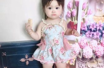 [🆕🇻🇳]  Cơm Tấm – Chuyên các sản phẩm cho bé 🧑‍🧒❤️️👶⭐️ Váy Lolita size cho bé từ 6-14kg đây các mẹ ơi
– Chất liệu: Cotton 95%
– Size: 66-100
– Hàng Quảng Châu
– Giá: 210k
, shares-0✔️ , likes-0❤️️ , date-2024-07-09 04:40:56🇻🇳🇻🇳🇻🇳📰🆕