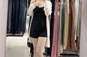 [🆕🇻🇳] ViS Store 👕 Top1Fashion 👗  ST0RY 0N ROMPER //
Thiết kế mát mẻ, trẻ trung và gợi cảm. Chất thun pc gen cao cấp phối lưới mịn mát, kết hợp với những đường chạy viền phần ngực độc đáo. , shares-0✔️ , likes-4❤️️ , date-2024-07-08 13:38:43🇻🇳🇻🇳🇻🇳📰🆕