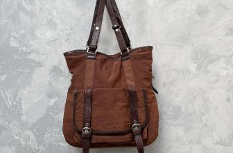 [🆕🇻🇳] Tiệm của Xoăn – Mua sắm & bán lẻ 🧑‍🧒❤️️👶⭐️ 150.000
Cầm tay
– Size ngang 26cm, cao 28cm, đáy 9cm
– Cond 8/9 túi như chiếc áo( không có bản dây đeo chéo, bạn nào có dây thì móc voi thêm nha) hình 7,8  , shares-0✔️ , likes-0❤️️ , date-2024-07-10 17:19:05🇻🇳🇻🇳🇻🇳📰🆕