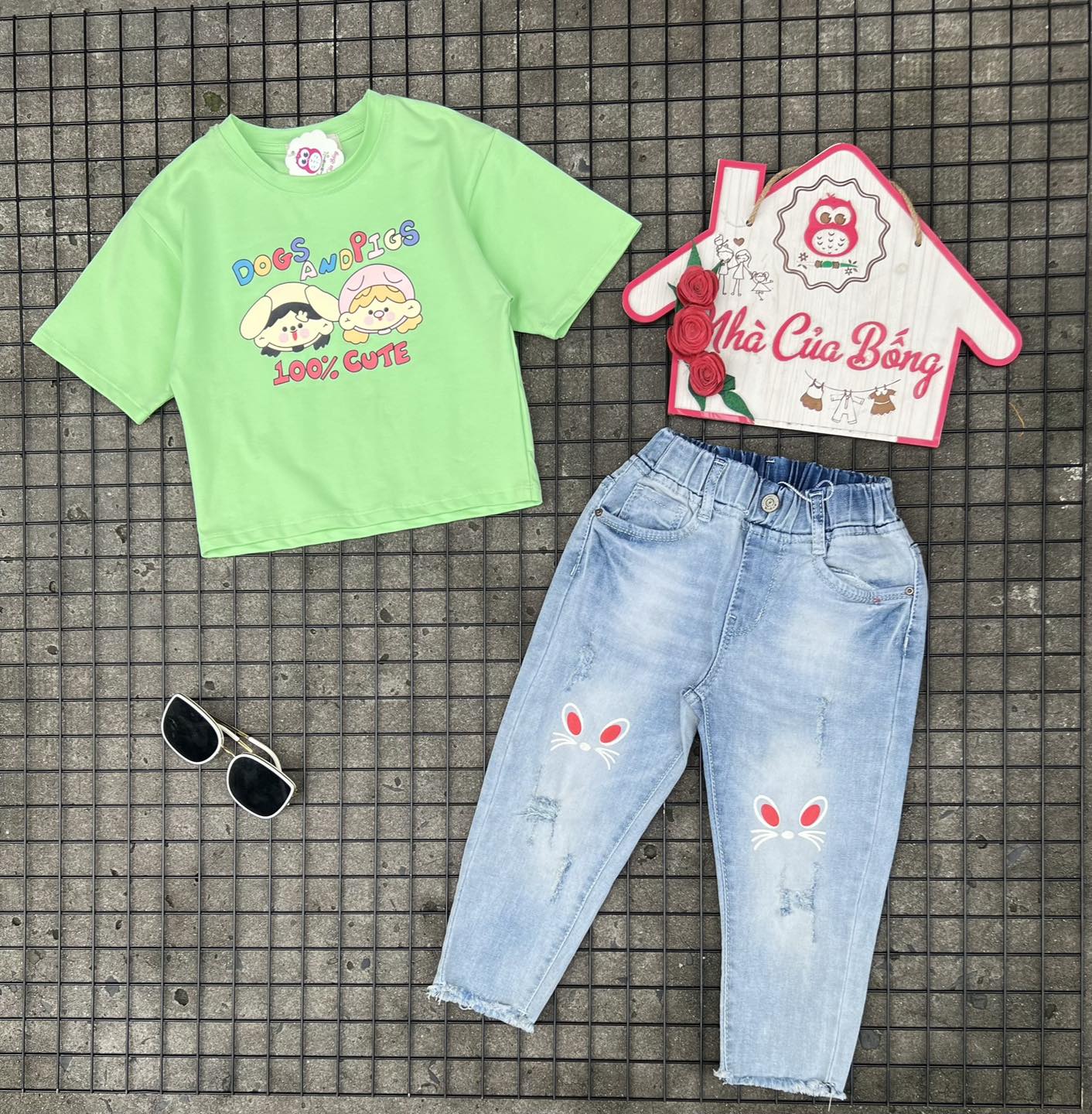 [🆕🇻🇳] Nhà của Bống – Thời trang cao cấp cho bé trai, bé gái 🧑‍🧒❤️️👶⭐️ Quần jeans dài cho bé gái chất mềm co giãn thoải mái Size: 13-22kg
 ——————-
 Thông tin liên hệ Nhà Bống:
 137/24B Âu Dương Lân, Phường 2, Quận 8, Tp HCM
 0 , shares-1✔️ , likes-2❤️️ , date-2024-07-10 14:36:36🇻🇳🇻🇳🇻🇳📰🆕