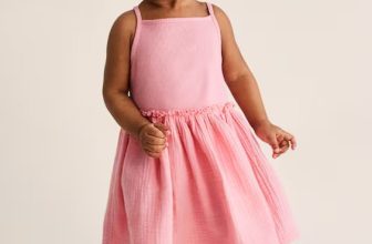 [🆕🇻🇳]  ROSE épines – Chuyên order hàng thời trang cho bé yêu các band US-UK với giá săn sale 🧑‍🧒❤️️👶⭐️ Gom HM UK new xinh!
Váy xinh cho bé giá chỉ #302k+kg!
Size: 4-6m, 6-9m, 9-12m, 12-18m, 18-24m, 2-3y, 3-4y!
, shares-0✔️ , likes-1❤️️ , date-2024-07-10 15:13:13🇻🇳🇻🇳🇻🇳📰🆕