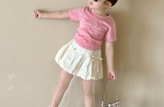 [🆕🇻🇳] NHI CHAN  (Kid Clothings) – Chuyên quần áo bé gái Quảng Châu cao cấp 🧑‍🧒❤️️👶⭐️ Hè đến, NHI CHAN lên kệ ngập tràn quần áo bộ, váy siêu phẩm cho bé diện hè vừa mát mẻ, vừa xinh gái đây.
Chất liệu cao cấp, mềm mại, không bai không xù, má , shares-1✔️ , likes-2❤️️ , date-2024-07-14 11:51:07🇻🇳🇻🇳🇻🇳📰🆕