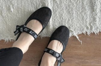 [🆕🇻🇳] Ri. – Baby Korea Style – Ri chuyên cung cấp những s/p quần áo, phụ kiện Baby chính hãng cao cấp của Hàn Quốc 🧑‍🧒❤️️👶⭐️  GIÀY BỆT REMAKE – Made in Korea Form siêu xinh iu và tôn chân các mẹ ui !
Giành cho mùa hè, chất liệu thoáng, dễ chịu !  Size: 225, 230, 235, 240, 245, 2 , shares-0✔️ , likes-3❤️️ , date-2024-07-18 22:59:15🇻🇳🇻🇳🇻🇳📰🆕