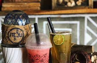 [☕️🇻🇳] Ngầu Coffee – 36 Lê Lợi, Vinh 🥤 Top1Coffee ☕️ Thanh xuân như một ly trà
Sống không cà khịa thì trà không ngon !!#feelinggood #nicemoment
‍‍‍‍&# , shares-0✔️ , likes-29❤️️ , date-2019-10-17 13:46:40🇻🇳🇻🇳🇻🇳📰🆕