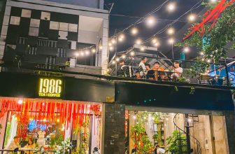 [☕️🇻🇳]1986 Tea-Coffee 🥤 Top1Coffee ☕️ 1986 đã trở lại, vẫn quằn quại như xưa.
Chúc mọi người 1 năm mới nhiều sức khoẻ, nhiều niềm vui, nhiều tiền… để đến với Sáu  , shares-3✔️ , likes-47❤️️ , date-2020-02-02 02:09:22🇻🇳🇻🇳🇻🇳📰🆕