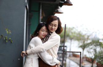 [☕️🇻🇳] Tháng 10 – October coffee – studio   🥤 Top1Coffee ☕️ “Đến giờ tôi vẫn tự hỏi tôi là ai?Nãy từ hồ đi về có gặp môt bác lớn tuổi đang lượm ve chai nên dừng lại tặ , shares-0✔️ , likes-13❤️️ , date-2020-02-12 21:28:19🇻🇳🇻🇳🇻🇳📰🆕