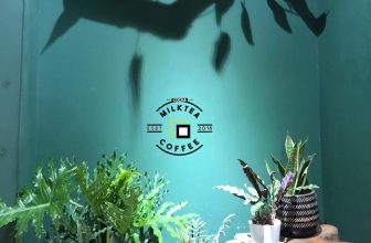 [☕️🇻🇳] COCha Milktea – coffee – Cửa hàng bán món tráng miệng · Quán cà phê · Nhà hàng 🥤 Top1Coffee ☕️ Tâm trạng tan chậm vào những ngày cuối từng
Khách nhà COCha hôm nay có hẹn hò gì không nào
Xã hơi sau 1 tuần stress thì qu , shares-0✔️ , likes-3❤️️ , date-2020-05-23 03:42:39🇻🇳🇻🇳🇻🇳📰🆕