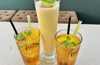 [☕️🇻🇳] Tea and Coffee 1995s Việt Trì 🥤 Top1Coffee ☕️ Như một Thói quen
Ngày nào tới quán chỉ cần nói như cũ là chúng em sẽ hiểu khách uống gì ngày hnay
Đơn giản là cốc #tradaocamsa  , shares-0✔️ , likes-12❤️️ , date-2020-07-19 17:52:04🇻🇳🇻🇳🇻🇳📰🆕