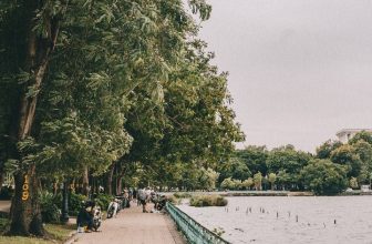 [☕️🇻🇳] NOC Coffee – Cafe bóng đá, cho thuê địa điểm offine, sinh nhật, sự kiện 🥤 Top1Coffee ☕️ | 19 . 10 . 2020 |
Phố lên đồ đông, và đông đã về trên phố.
Ơ kìa cốc trà nóng.
Ơ kìa áo ấm, giáy cao
Ơ kìa gió lạnh rụt ta , shares-0✔️ , likes-1❤️️ , date-2020-10-18 15:28:06🇻🇳🇻🇳🇻🇳📰🆕