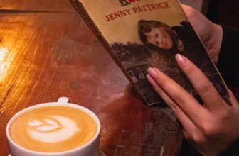 [☕️🇻🇳] 90’s Home – 100% Coffee bean, 100% Passion, Happy every day 🥤 Top1Coffee ☕️ Một cuốn sách về sự cô lập và tồn tại, bên ly cà phê nóng cùng với nỗi cô đơn và kỷ niệm . . .Mùa đông năm nay lạnh lắm!!! Các bạn hay ghé 90s để kiếm l , shares-2✔️ , likes-9❤️️ , date-2021-11-11 23:30:56🇻🇳🇻🇳🇻🇳📰🆕