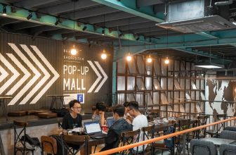 [☕️🇻🇳] Garage Coffee 🥤 Top1Coffee ☕️ Mình thích một góc riêng tư ở chốn công cộng, như kiểu thích ngồi đọc sách hoặc tự thư giãn giữa quán cafe mình thích.Cái rôm rả , shares-0✔️ , likes-13❤️️ , date-2022-01-12 19:02:10🇻🇳🇻🇳🇻🇳📰🆕