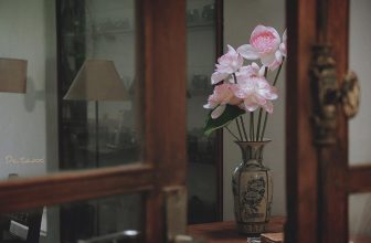 [☕️🇻🇳]  De.TẦM Cafe – Coffee – Bistro 🥤 Top1Coffee ☕️ “Yên” trong những điều nhẹ nhàng, tinh giản với thứ hoa “thanh cao”, “thuần khiết”. Để mà nói, hoa Sen không phải tay ai cắm cũn , shares-4✔️ , likes-19❤️️ , date-2022-05-20 18:39:13🇻🇳🇻🇳🇻🇳📰🆕