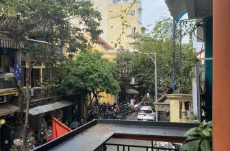 [☕️🇻🇳] Blackbird Coffee 🥤 Top1Coffee ☕️ Thời tiết hôm nay lúc nắng lúc râm, nhưng tự trung là mát mẻ, dễ chịu lắm. Lại đúng là thứ 7, nên ngồi ngoài trời trò chuyện sẽ  , shares-0✔️ , likes-48❤️️ , date-2022-08-12 18:49:40🇻🇳🇻🇳🇻🇳📰🆕