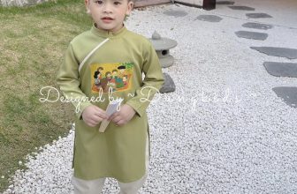 [🆕🇻🇳]  Bống Xinh Shop – Thời trang bé yêu – Chuyên Sỉ – Lẻ Thời trang trẻ em cao cấp 🧑‍🧒❤️️👶⭐️ #Áo_dài_cách_tân cực Hot cho bé diện tết 2023
E có đủ sz 7 – 20kg
Cái Style năm nay lạ lắm và cũng cá tính lắm ah
, shares-0✔️ , likes-6❤️️ , date-2022-11-26 22:31:44🇻🇳🇻🇳🇻🇳📰🆕