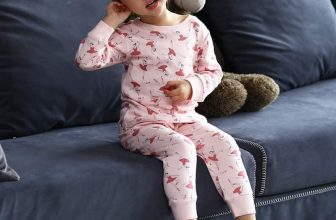 [🆕🇻🇳]  Shop Hello Baby 😎❤️️⭐️  Ơ động đất à? Không phải
Đó là Hellobaby đang #sale MUA 1 TẶNG 1
Chỉ từ #175k mom đã có 2 bộ thun dài tay cho bé. Tính ra quá hời đúng không các mom ?? , shares-0✔️ , likes-1❤️️ , date-2022-11-17 19:41:00🇻🇳🇻🇳🇻🇳📰🆕