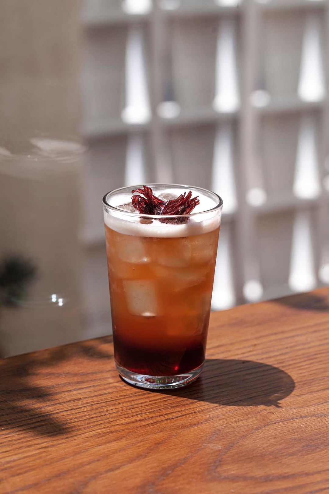 [☕️🇻🇳]  Danshari Coffee 🥤 Top1Coffee ☕️ Kết lại những buổi trưa oi ả, cùng sự dịu ngọt của hoa dâm bụt xen lẫn vị tươi mát từ dòng trà đỏ của TWG sẽ là một màu sắc mới  , shares-3✔️ , likes-16❤️️ , date-2022-11-18 17:32:20🇻🇳🇻🇳🇻🇳📰🆕