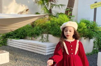 [🆕🇻🇳] Mylano – Thời trang xuất khẩu cho bé 😎❤️️⭐️ HÀNG MỚI VỀVáy nhung đỏ phối ren sang chảnh công chúa. Thật không ngoa khi chiếc váy xứng đáng nhận được 10đ ạ
Bồng xoè 4 lớp
Nhung đỏ sang chảnh
Ren  , shares-0✔️ , likes-4❤️️ , date-2022-12-23 20:37:10🇻🇳🇻🇳🇻🇳📰🆕