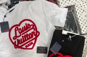 [🆕🇻🇳] 1994 Studio – Cung cấp sỉ lẻ áo thun contton 👕 Top1Fashion 👗  New neww
Tim thêu lông louis
Full hộp
, shares-0✔️ , likes-0❤️️ , date-2023-04-05 14:38:32🇻🇳🇻🇳🇻🇳📰🆕