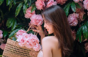 [☕️🇻🇳] Khóm Coffee & Tea 🥤 Top1Coffee ☕️ Mỗi hoa mỗi thơm
Mỗi em dễ thươngCùng bắt trend concept ôm hoa “Lưu Diệc Phi” làm mưa làm gió suốt thời gian qua ở nhà Khóm nh , shares-4✔️ , likes-105❤️️ , date-2023-04-07 15:00:02🇻🇳🇻🇳🇻🇳📰🆕